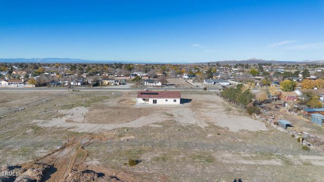 10824 E Avenue S, Littlerock, CA 93543