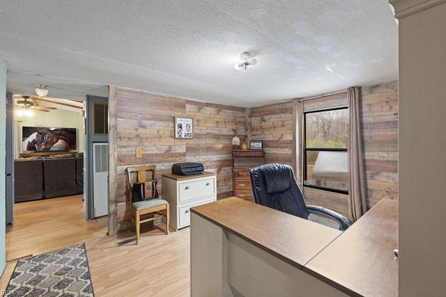 32282 Lightwood DR, Ivor, VA 23866