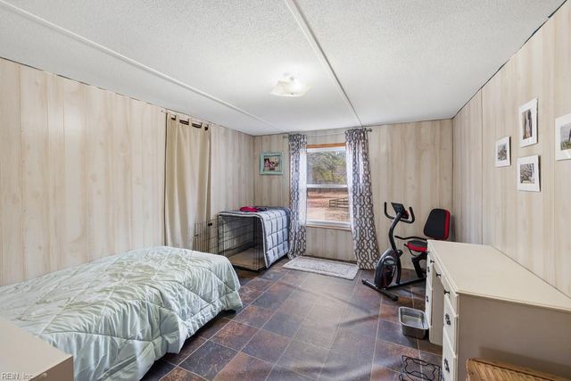 32282 Lightwood DR, Ivor, VA 23866