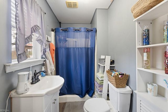 32282 Lightwood DR, Ivor, VA 23866