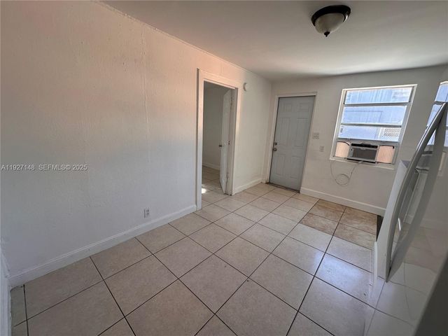 1429 SW 3rd St 5, Miami, FL 33135