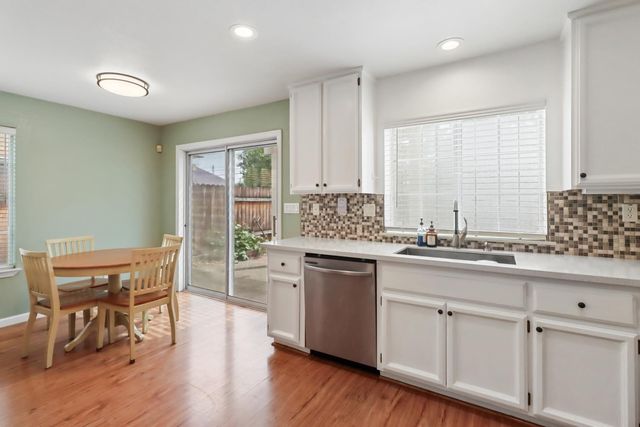 6008 Amir Ln, Carmichael, CA 95608