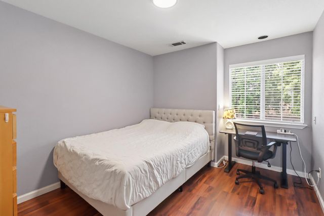 6008 Amir Ln, Carmichael, CA 95608