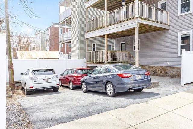 142 Boston St 2, Boston, MA 02125