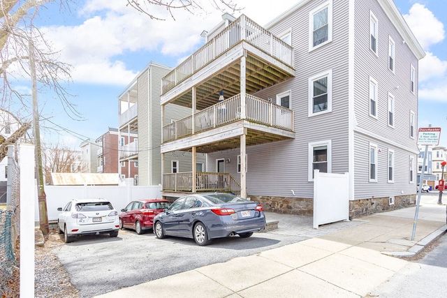 142 Boston St 2, Boston, MA 02125