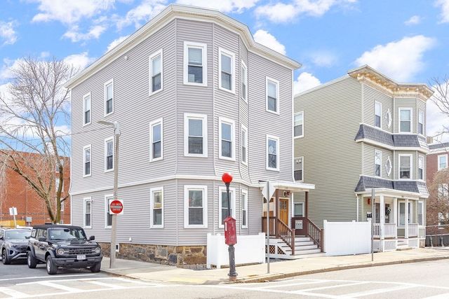 142 Boston St 2, Boston, MA 02125