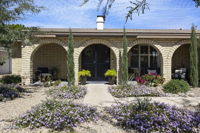 420 E CASCADA Road, Litchfield Park, AZ 85340