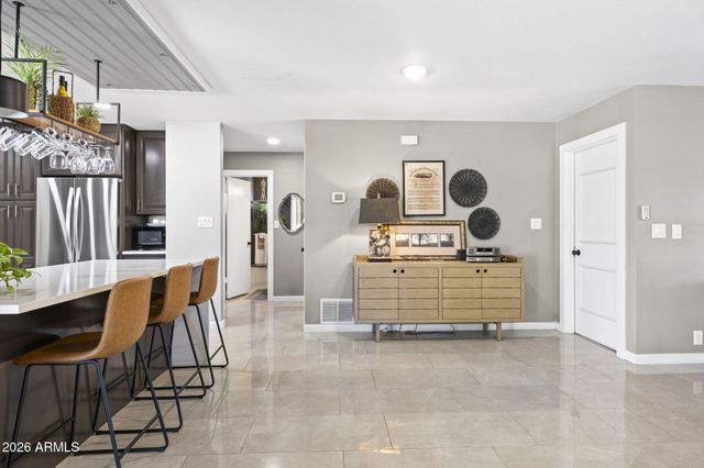 420 E CASCADA Road, Litchfield Park, AZ 85340