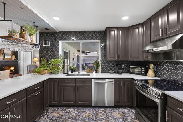 420 E CASCADA Road, Litchfield Park, AZ 85340