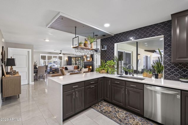 420 E CASCADA Road, Litchfield Park, AZ 85340