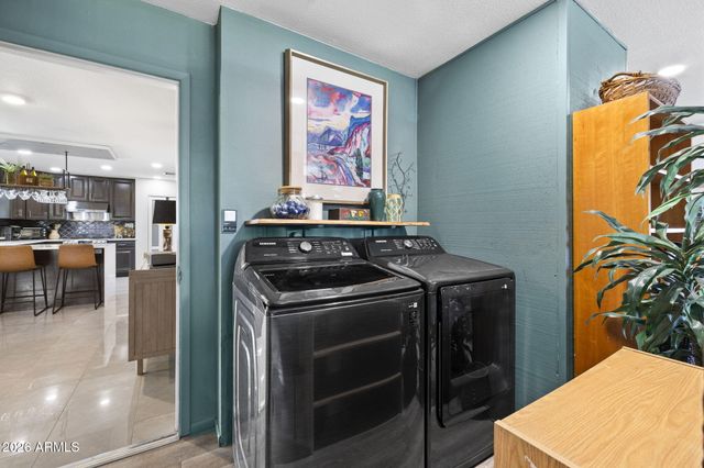 420 E CASCADA Road, Litchfield Park, AZ 85340