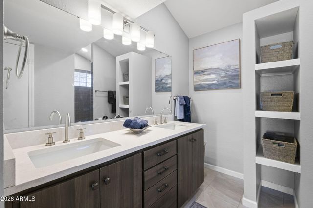 420 E CASCADA Road, Litchfield Park, AZ 85340