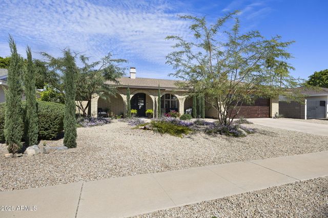 420 E CASCADA Road, Litchfield Park, AZ 85340
