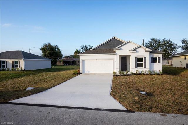 617 SE 3rd TER, Cape Coral, FL 33990