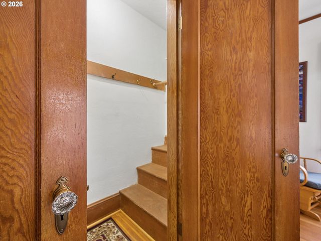 16455 Se BLUFF Rd, Sandy, OR 97055