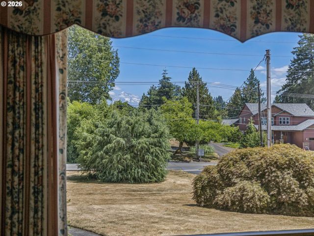 16455 Se BLUFF Rd, Sandy, OR 97055