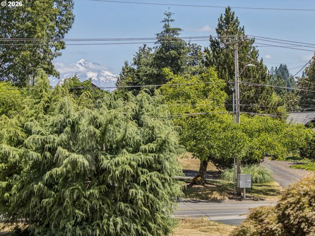 16455 Se BLUFF Rd, Sandy, OR 97055