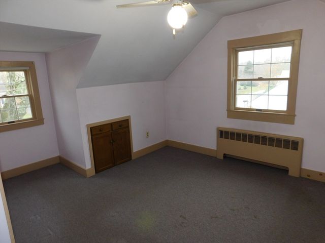 560 North St, Somerset, MA 02726