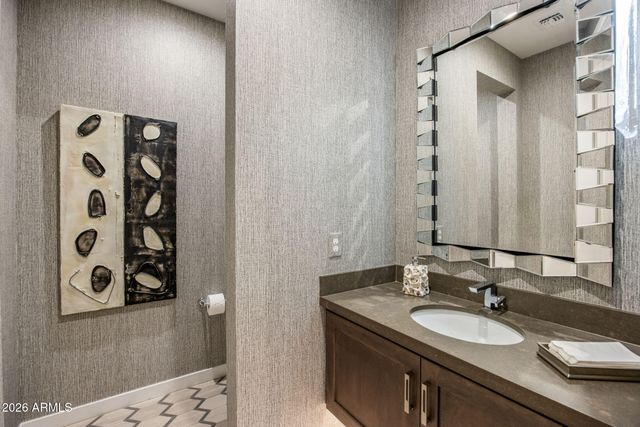 5535 E Beryl Avenue, Paradise Valley, AZ 85253