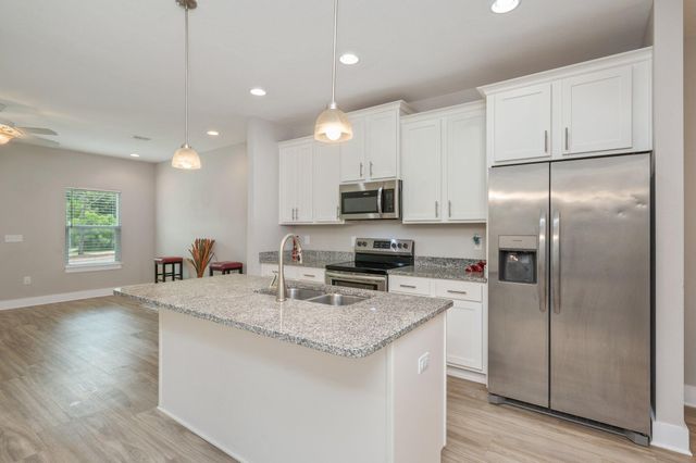 400 Mattie M Kelly Boulevard, 7, Destin, FL 32541