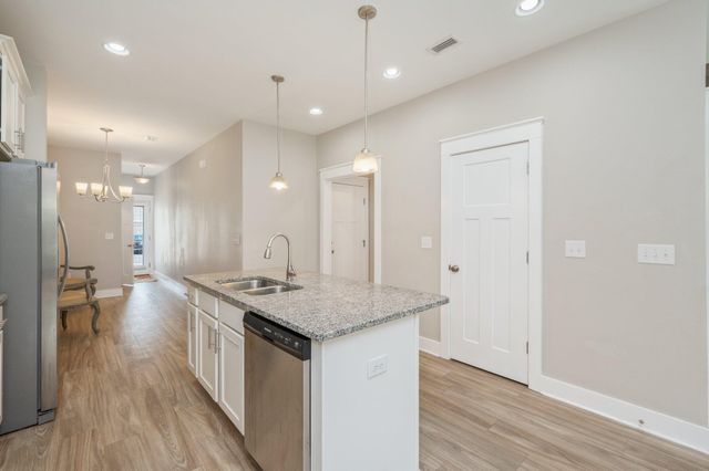 400 Mattie M Kelly Boulevard, 7, Destin, FL 32541