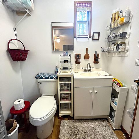 5002 Fm 811, Centerville, TX 75833