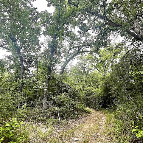 5002 Fm 811, Centerville, TX 75833