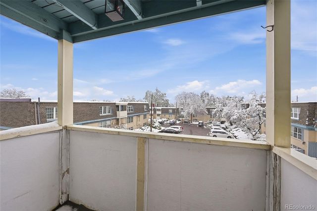 3490 S Akron Street 6, Denver, CO 80231
