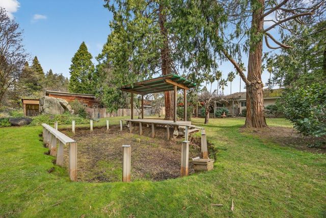 2100 Sisley Rd, Penryn, CA 95663