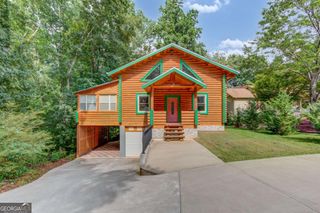 3938 Pointe N, Gainesville, GA 30506