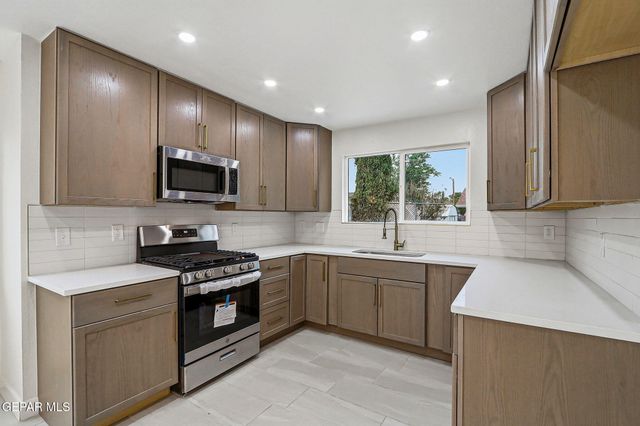709 FRONTERA Road, El Paso, TX 79922