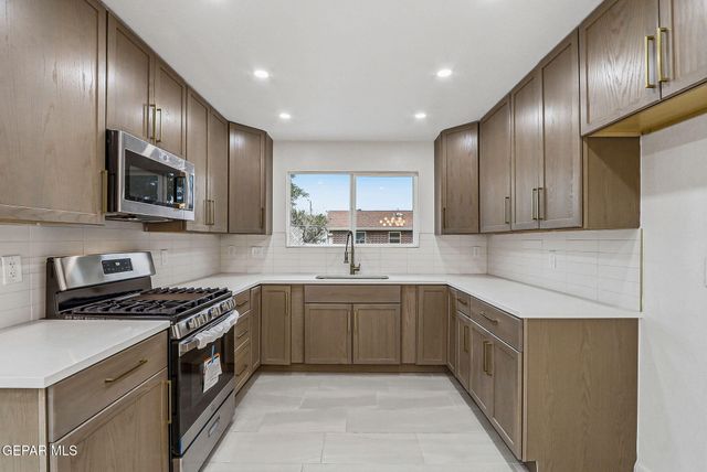 709 FRONTERA Road, El Paso, TX 79922