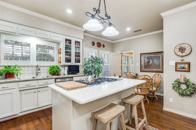 4537 Belclaire Avenue, Highland Park, TX 75205