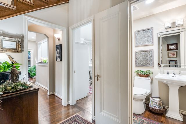 4537 Belclaire Avenue, Highland Park, TX 75205