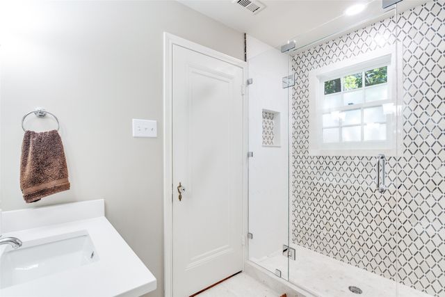 4537 Belclaire Avenue, Highland Park, TX 75205