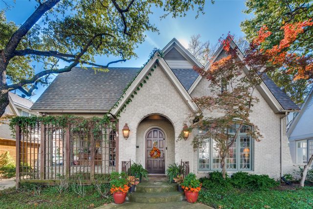 4537 Belclaire Avenue, Highland Park, TX 75205