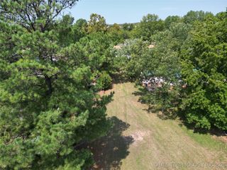 16 E 1149 Road, Porum, OK 74455