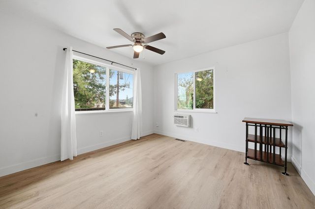 57 Anita St, Jackson, CA 95642