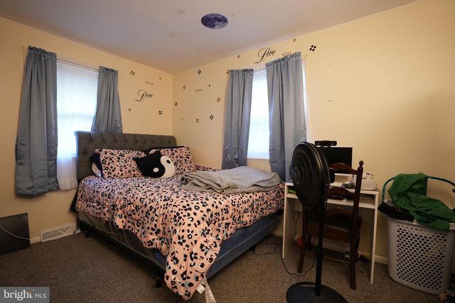 891 N MILL RD, Vineland, NJ 08360