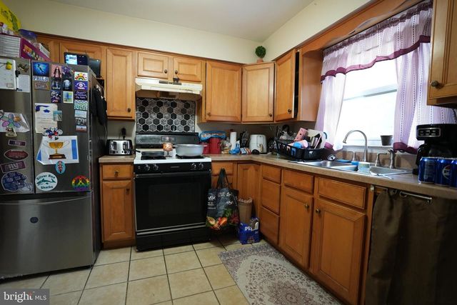 891 N MILL RD, Vineland, NJ 08360