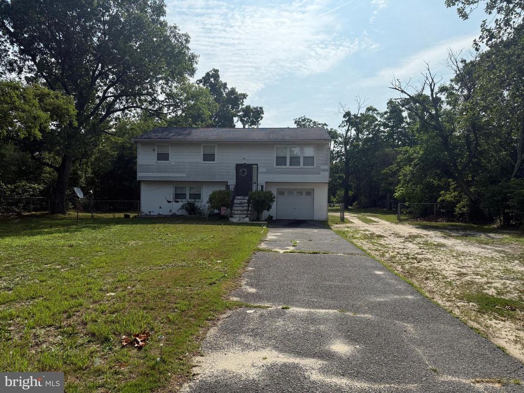 891 N MILL RD, Vineland, NJ 08360