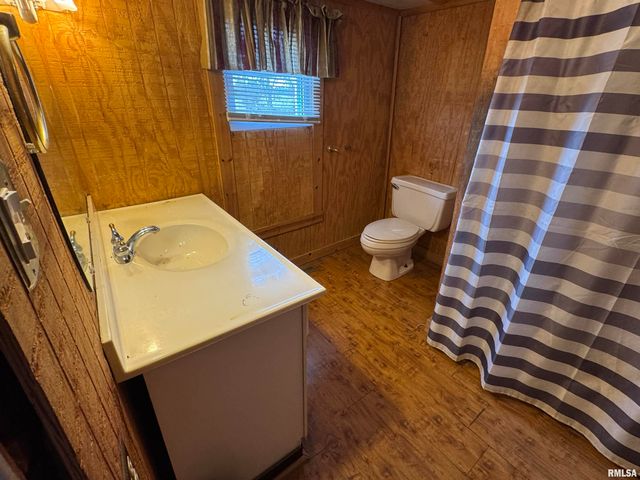 23392 N IL Hwy 37 Highway, Dix, IL 62830