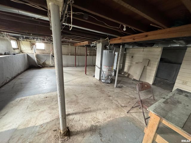 23392 N IL Hwy 37 Highway, Dix, IL 62830