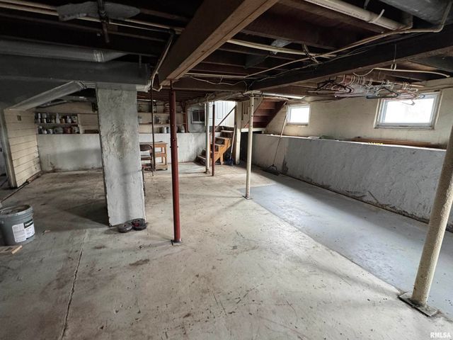 23392 N IL Hwy 37 Highway, Dix, IL 62830