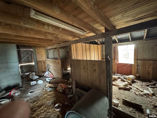 23392 N IL Hwy 37 Highway, Dix, IL 62830