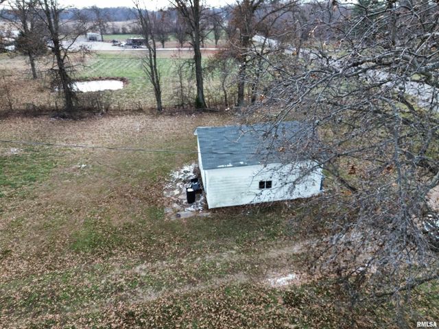 23392 N IL Hwy 37 Highway, Dix, IL 62830