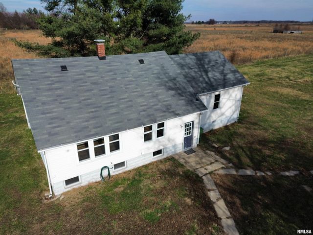 23392 N IL Hwy 37 Highway, Dix, IL 62830