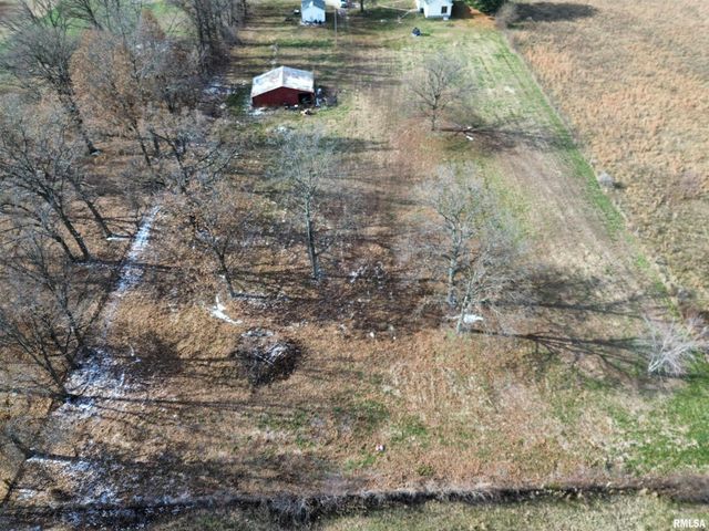 23392 N IL Hwy 37 Highway, Dix, IL 62830