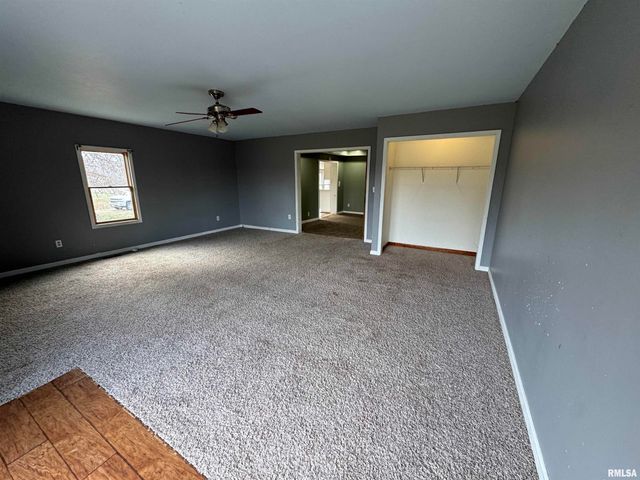 23392 N IL Hwy 37 Highway, Dix, IL 62830