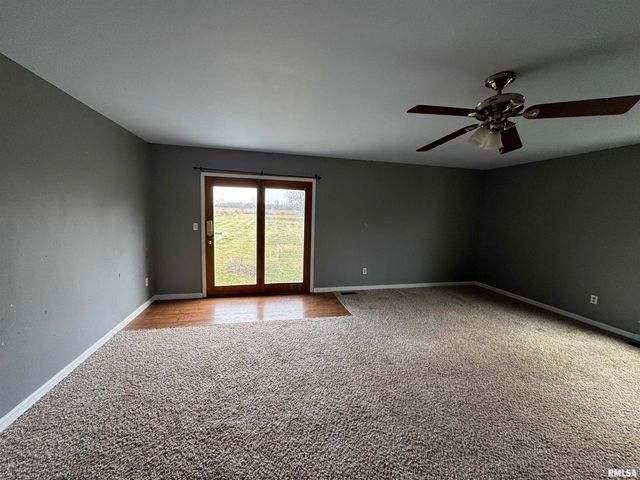 23392 N IL Hwy 37 Highway, Dix, IL 62830